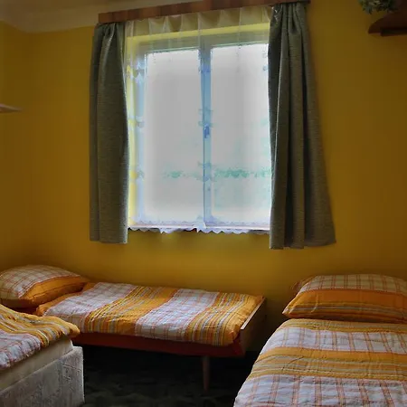 Nocležna Stará škola Hostal Stráž nad Nežárkou