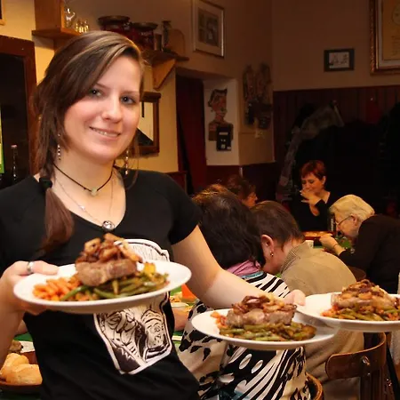 Nocležna Stará škola Hostal Stráž nad Nežárkou
